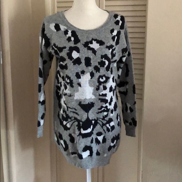 other Sweaters - Animal print sweater